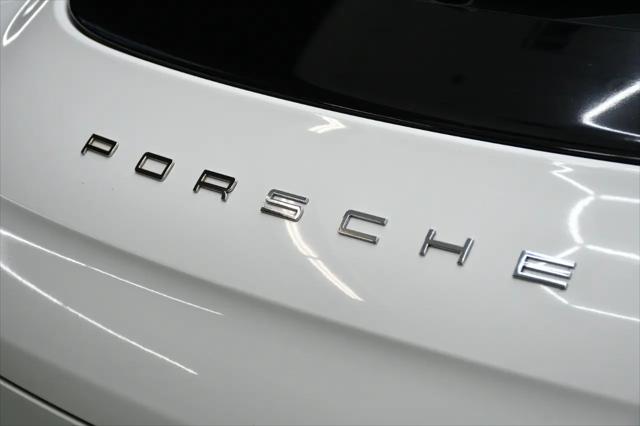 2016 Porsche Panamera 4