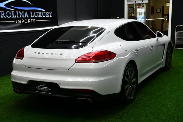 2016 Porsche Panamera 4