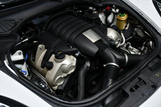 2016 Porsche Panamera 4