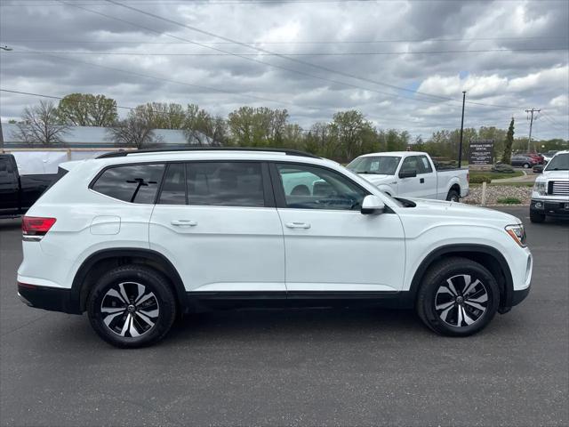 2024 Volkswagen Atlas 2.0T SE
