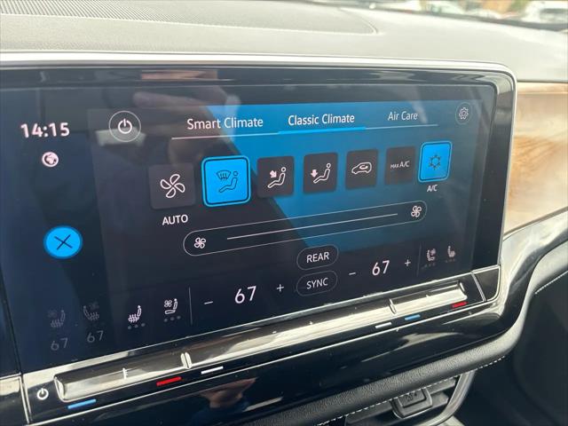 2024 Volkswagen Atlas 2.0T SE