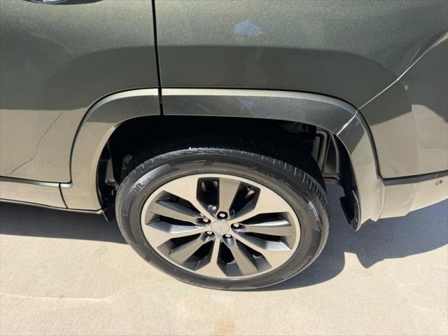 2019 Jeep Cherokee Overland 4x4
