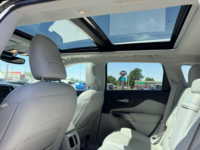 2019 Jeep Cherokee Overland 4x4