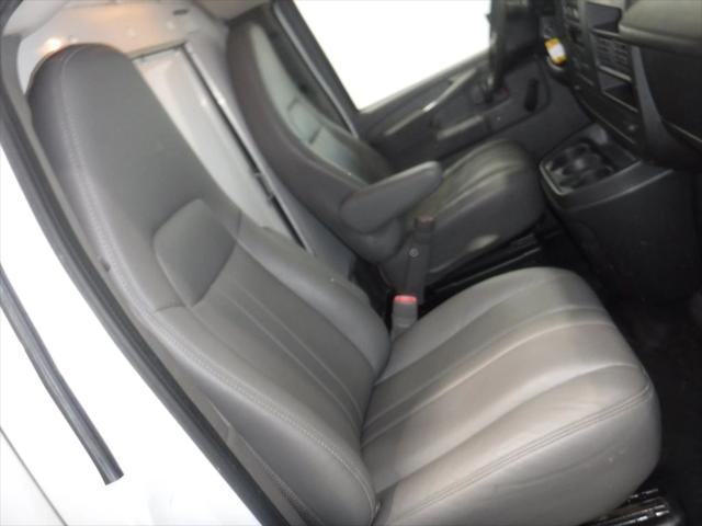 2014 Chevrolet Express Cutaway 3500