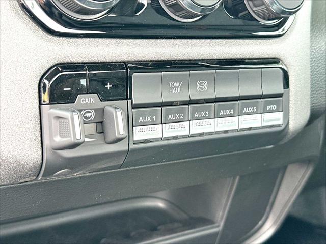 2026 Ram 3500 Tradesman/Big Horn