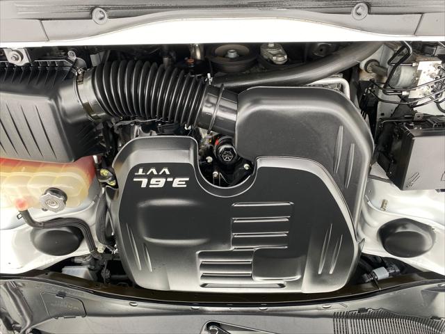 2021 Chrysler 300 Touring L AWD