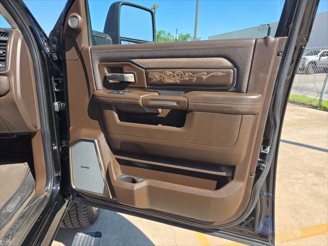 2025 Ram 2500 Limited Longhorn Crew Cab 4x4 6'4" Box