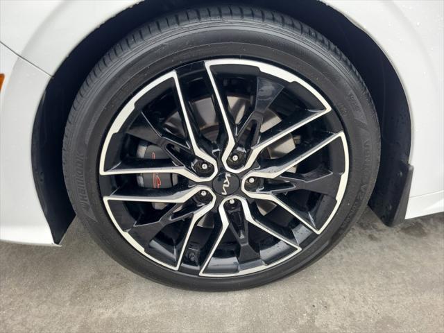 2022 Kia K5 GT