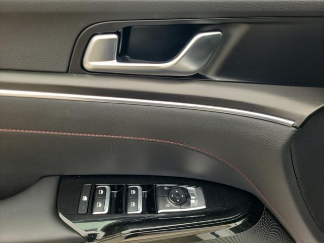 2022 Kia K5 GT