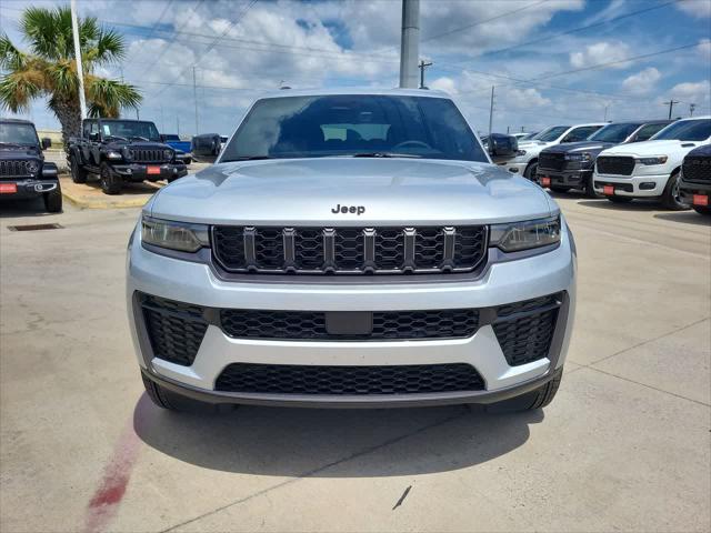 2026 Jeep Grand Cherokee L Altitude 4x4