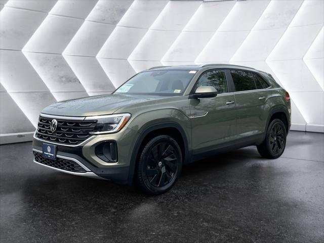 2026 Volkswagen Atlas Cross Sport SE with Technology