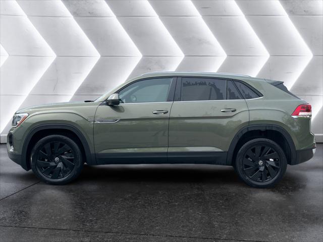 2026 Volkswagen Atlas Cross Sport SE with Technology