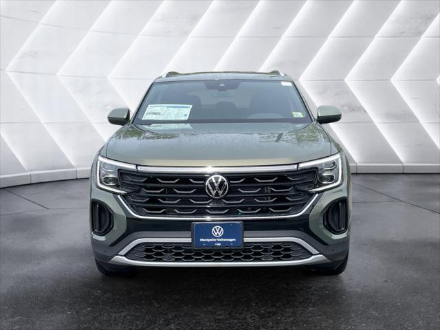 2026 Volkswagen Atlas Cross Sport SE with Technology