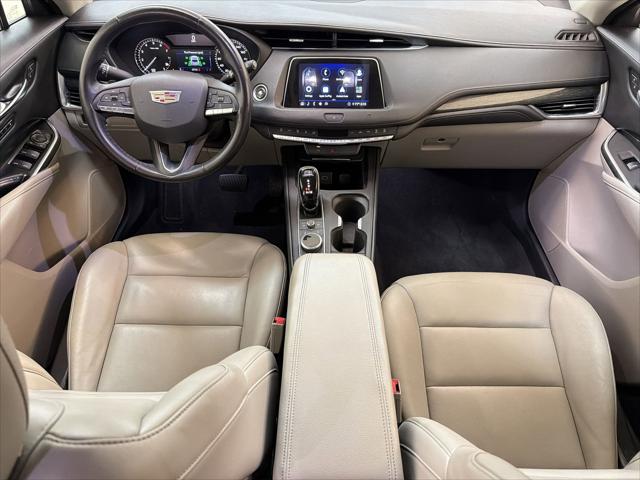 2020 Cadillac XT4 FWD Premium Luxury