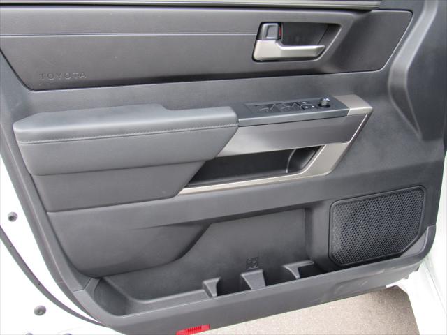 2026 Toyota Tundra SR5 CrewMax 5.5' Bed