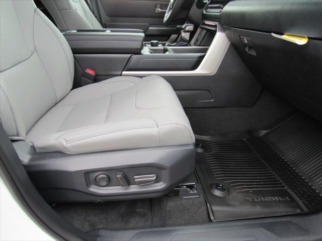2026 Toyota Tundra SR5 CrewMax 5.5' Bed
