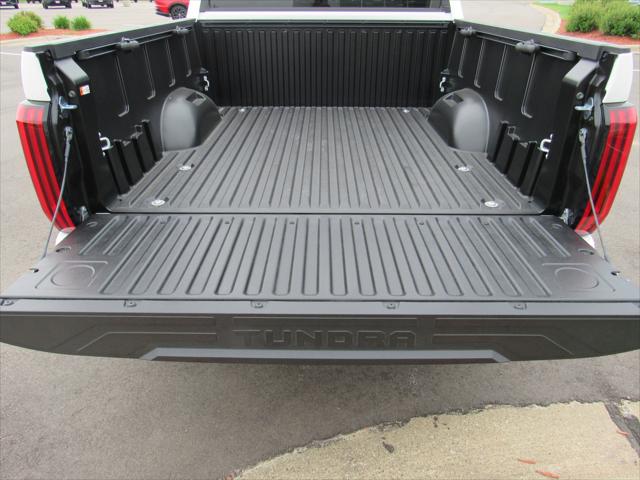 2026 Toyota Tundra SR5 CrewMax 5.5' Bed