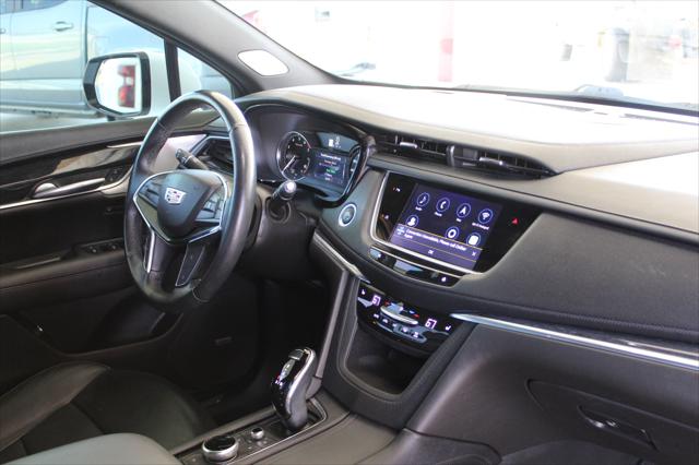2024 Cadillac XT5 FWD Premium Luxury
