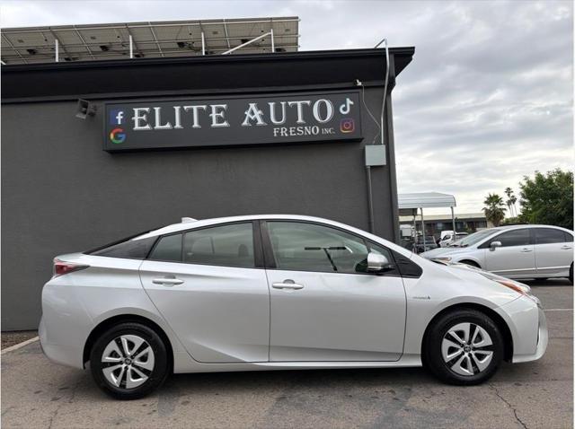 2016 Toyota Prius Three Hatchback 4D