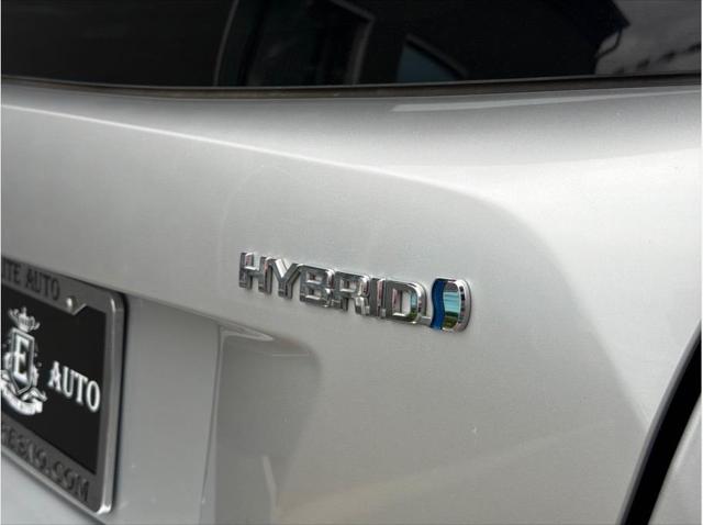 2016 Toyota Prius Three Hatchback 4D