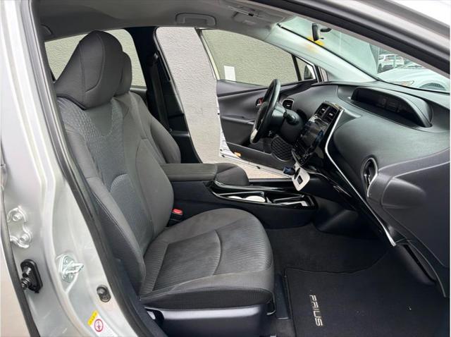 2016 Toyota Prius Three Hatchback 4D