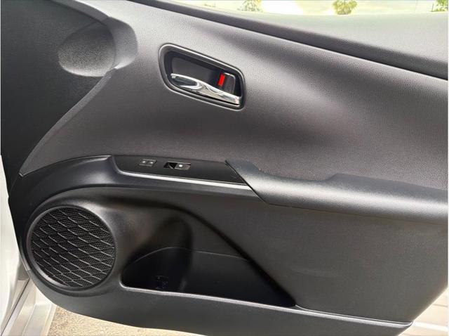 2016 Toyota Prius Three Hatchback 4D