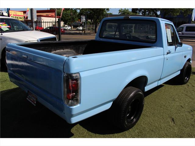 1993 Ford F-150 Short Bed