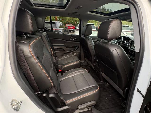 2021 GMC Acadia AWD AT4