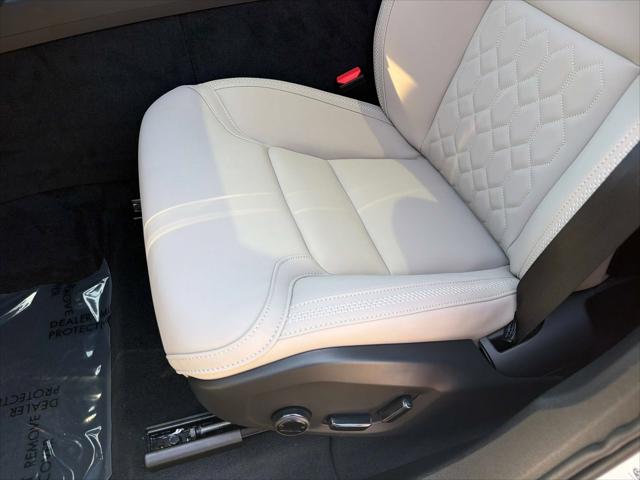 2026 Volvo XC60 B5 Core