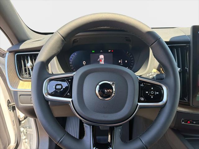 2026 Volvo XC60 B5 Core