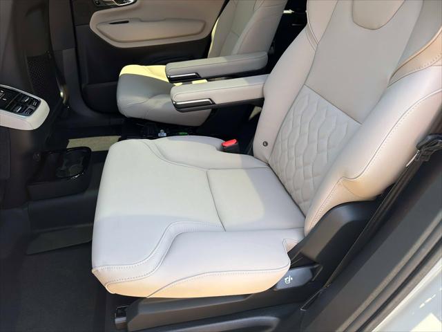 2026 Volvo XC90 Plus, B5 AWD Gas (mild hybrid), Gasoline, Bright, 6 Seats