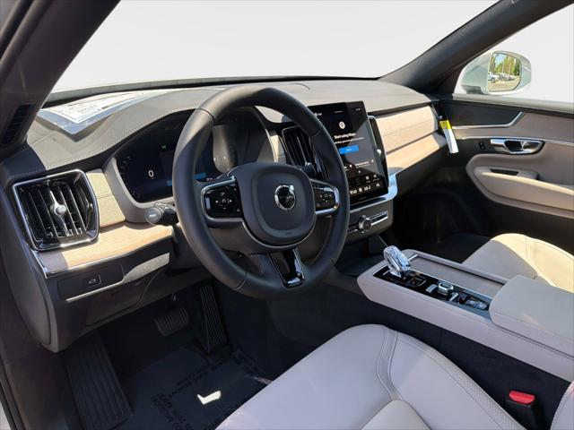 2026 Volvo XC90 Plus, B5 AWD Gas (mild hybrid), Gasoline, Bright, 6 Seats