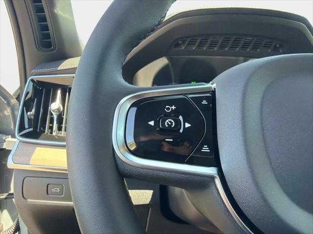 2026 Volvo XC90 Plus, B5 AWD Gas (mild hybrid), Gasoline, Bright, 6 Seats
