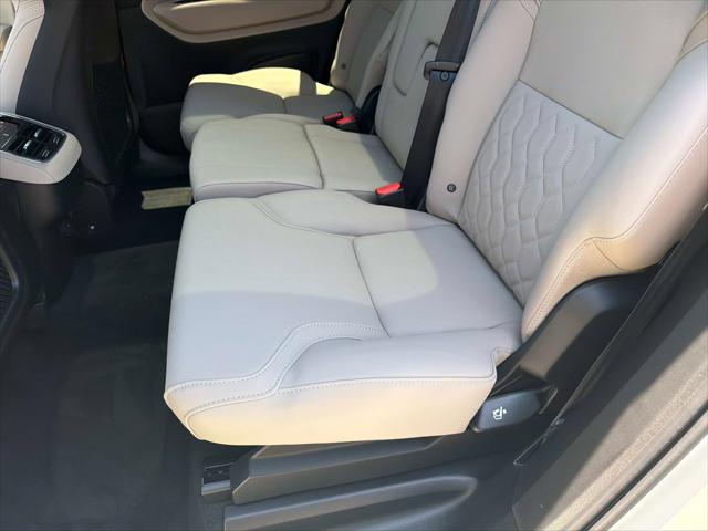 2026 Volvo XC90 Plus, B6 AWD Gas (mild hybrid), Gasoline, Bright, 7 Seats