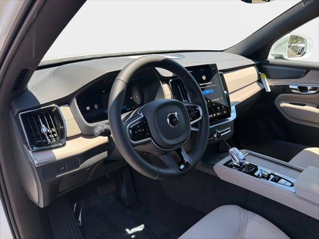 2026 Volvo XC90 Plus, B6 AWD Gas (mild hybrid), Gasoline, Bright, 7 Seats