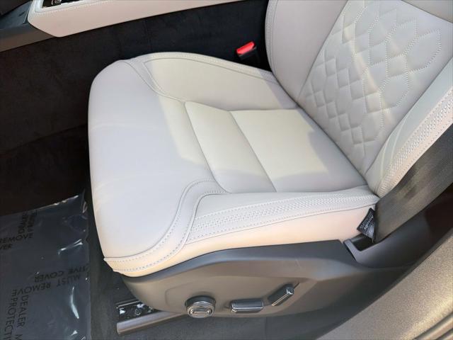 2026 Volvo XC90 Plus, B6 AWD Gas (mild hybrid), Gasoline, Bright, 7 Seats