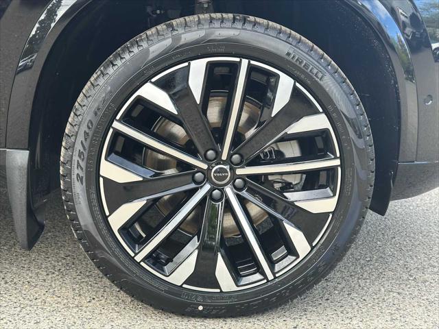 2026 Volvo XC90 Plug-In Hybrid Plus, T8 AWD, Electric/Gasoline, Bright, 7 Seats