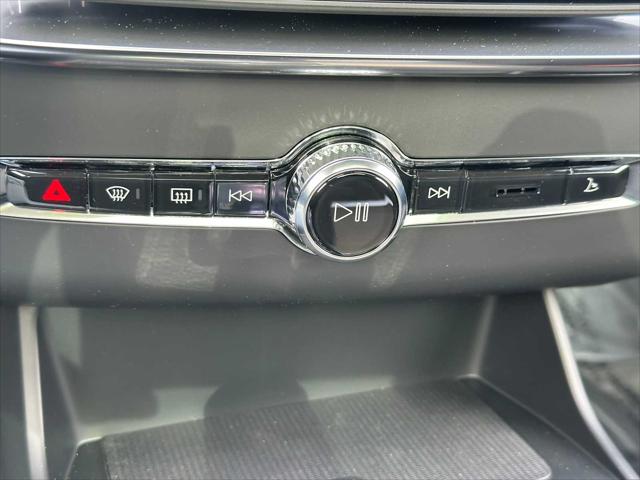 2026 Volvo XC90 Plug-In Hybrid Plus, T8 AWD, Electric/Gasoline, Bright, 7 Seats