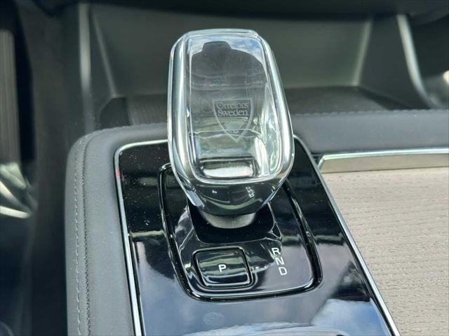 2026 Volvo XC90 Plug-In Hybrid Plus, T8 AWD, Electric/Gasoline, Bright, 7 Seats