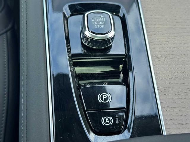 2026 Volvo XC90 Plug-In Hybrid Plus, T8 AWD, Electric/Gasoline, Bright, 7 Seats