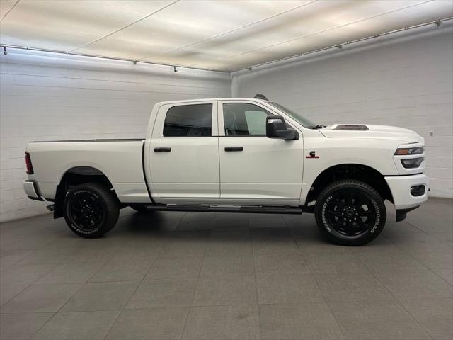 2026 RAM 2500 RAM 2500 BLACK EXPRESS CREW CAB 4X4 64 BOX 2026 RAM 2500 RAM 2500 BLACK EXPRESS CREW CAB 4X4 64 BOX