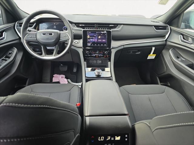 2026 Jeep Grand Cherokee L GRAND CHEROKEE L LAREDO X 4X2