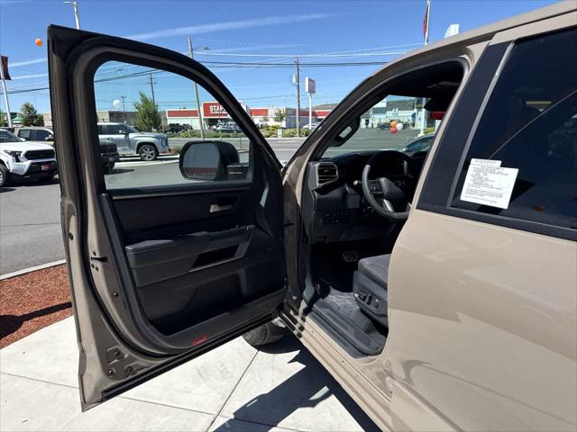 2026 Toyota Tundra SR5 CrewMax 5.5' Bed