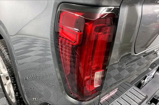 Used 2022 GMC Sierra 1500 Limited 4WD Crew Cab Short Box SLT For Sale in Olive Branch, MS