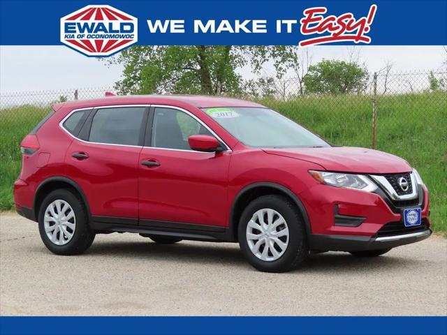 2017 Nissan Rogue S for sale in Oconomowoc, WI