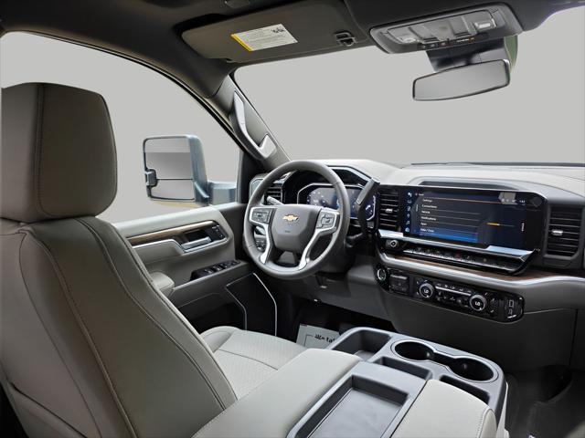 2026 Chevrolet Silverado 2500HD Crew Cab, Standard Bed, LT, 4WD