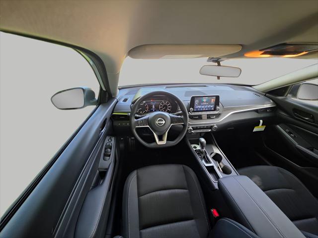 2026 Nissan Altima SV FWD