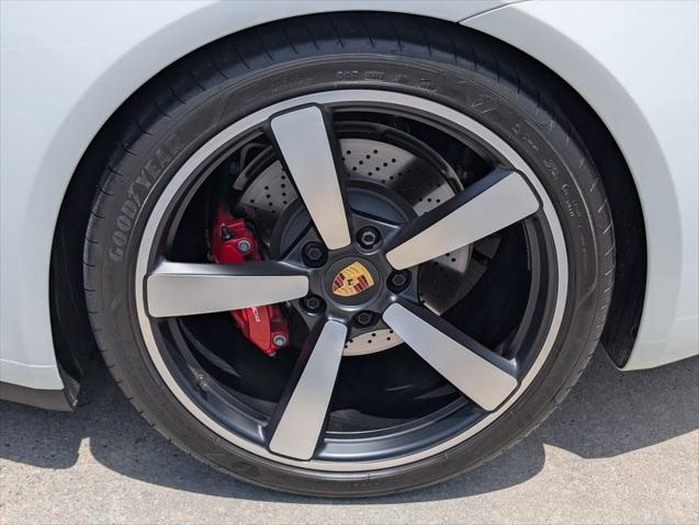 2024 Porsche 911 Targa 4S