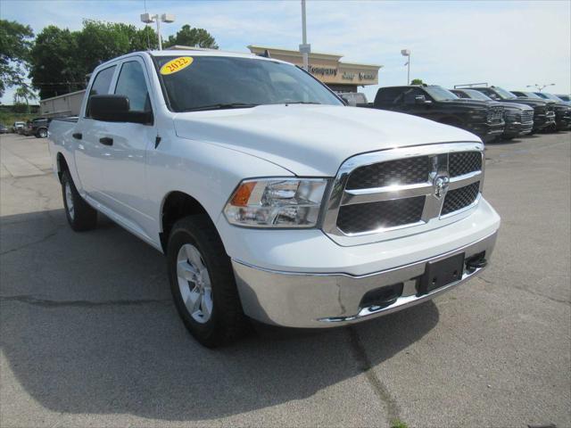 2022 Ram 1500 Classic SLT Crew Cab 4x4 5'7" Box
