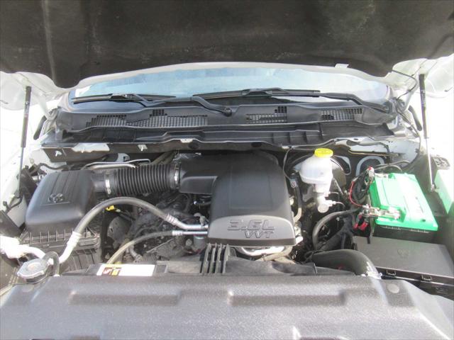 2022 Ram 1500 Classic SLT Crew Cab 4x4 5'7" Box